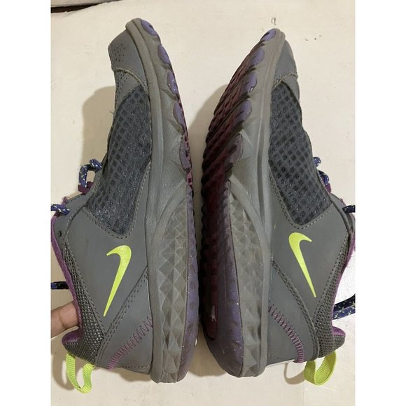 Nike 643074 Wild Trail Womens size 6 Gray Purple Yellow Running Hiking Shoes - Picture 6 of 8